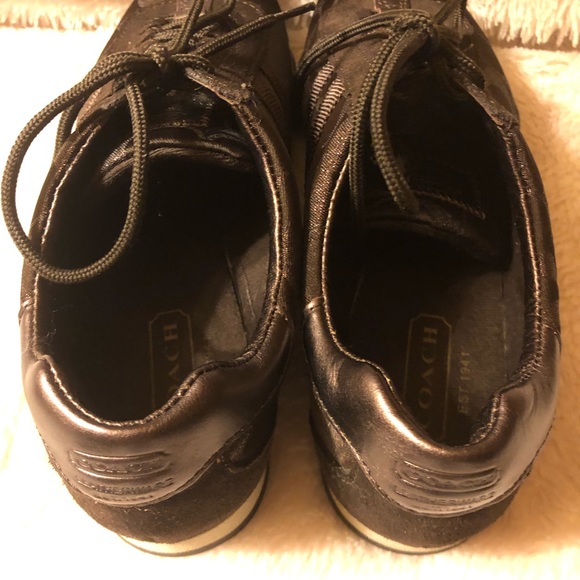 COACH, Style A1166 Katelyn Size 7 - Picture 5 of 7